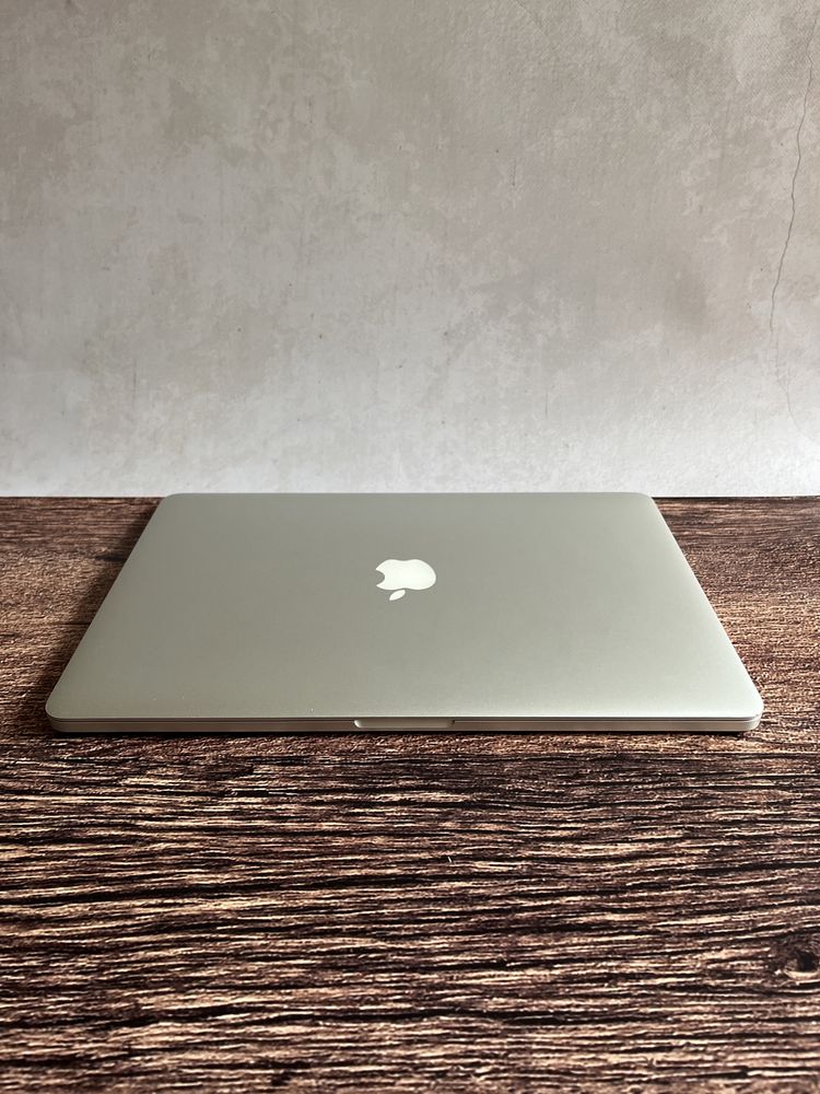 Apple MacBook Pro 15, 2013, core-i7,озу-8gb,ssd-128gb