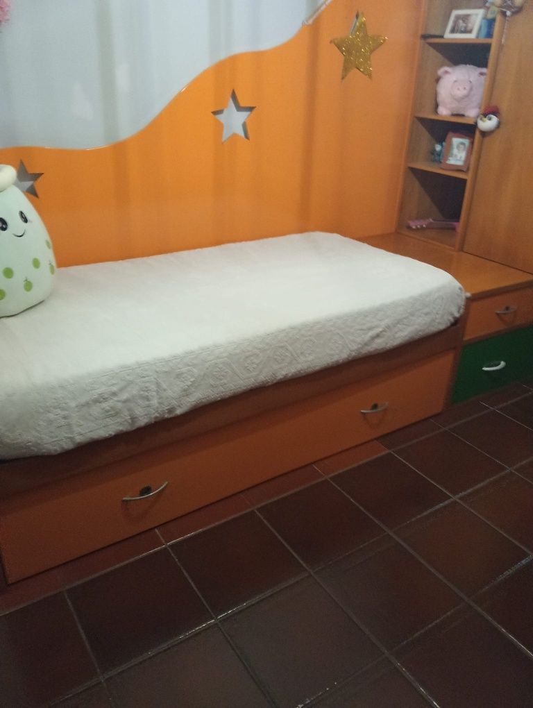 Quarto criança/adolescente
