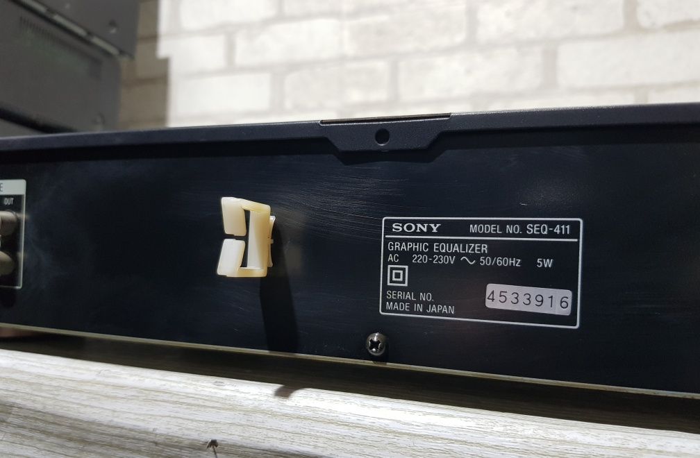 Стерео еквалайзер/эквалайзер Sony SEQ 411 б/у з Німеччини 

Sony SEQ-4