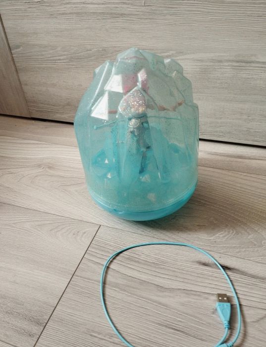 Jak nowa latająca lalka