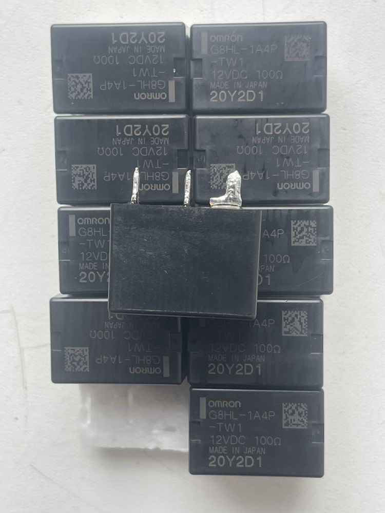 Автомобільне Реле G8HL-1A4P-TW1 Omron корпус DIP4 G8HL 1A4P TW1
