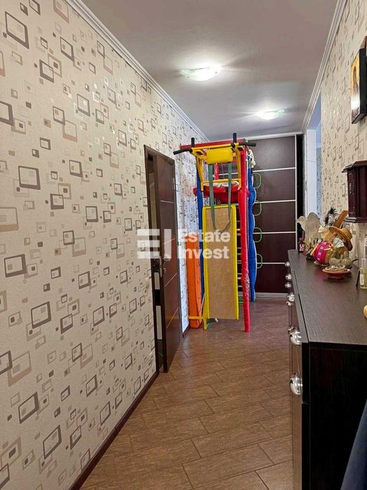 Продам 3 кв Холодная гора, метро 15 мин