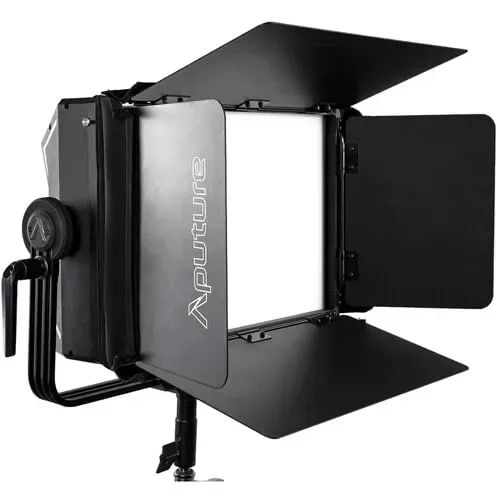 Aputure NOVA P300c (Kit)