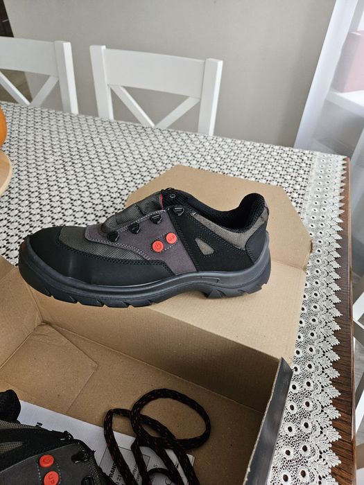 Buty robocze. Nowe. Rozmiar 44
