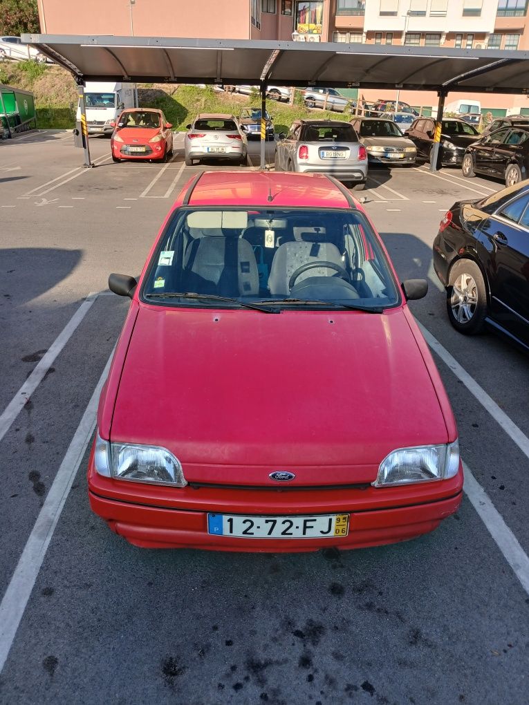 Vende-se Ford Fiesta ano 1995