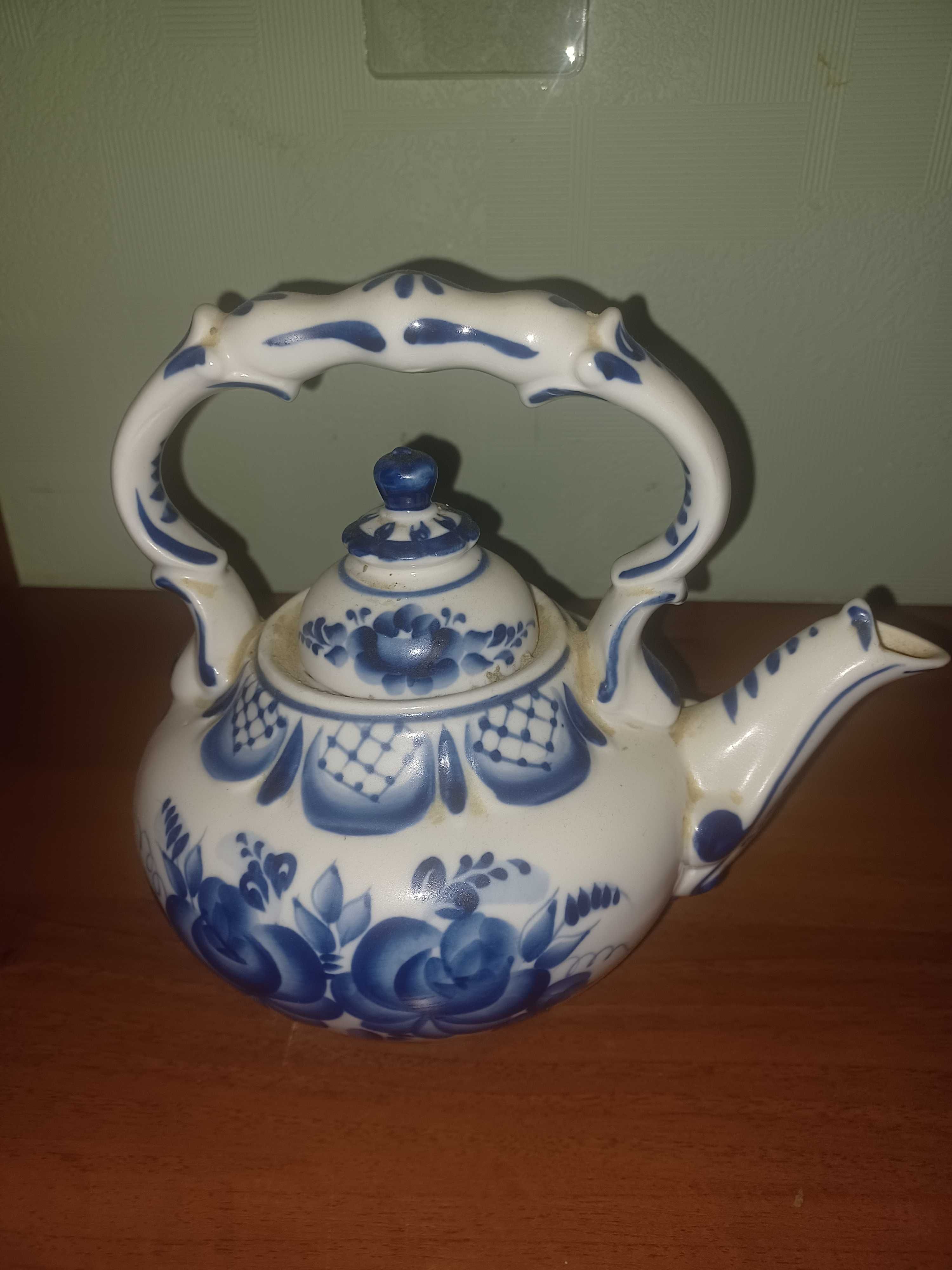 Чайник порцеляновий Гжель