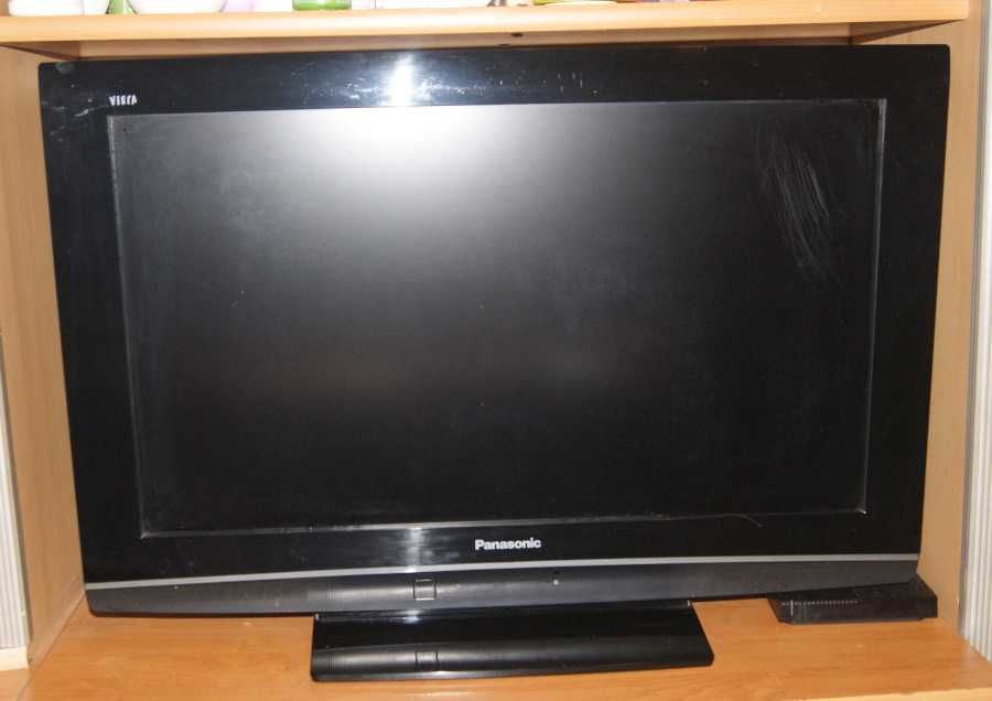 Telewizor 32" Panasonic TX-32LX80PA uszkodzony świeci kontrolka