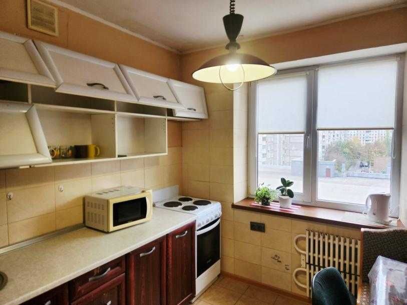 Продам 1 кв. на Олексіївці біля метро
