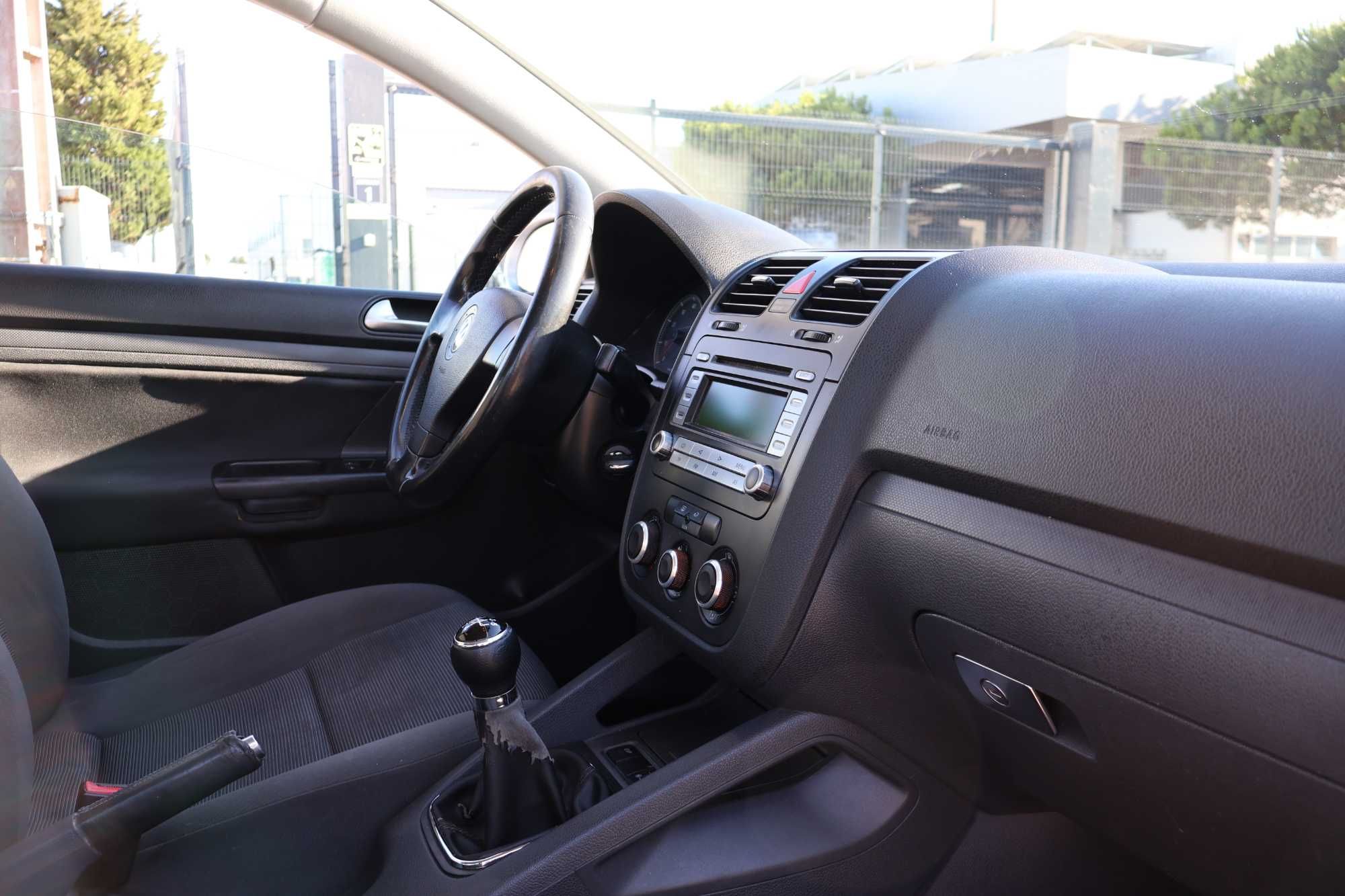 Volkswagen Golf V