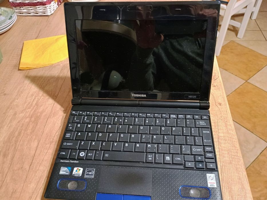 Komputer, laptop Asus 17 cali