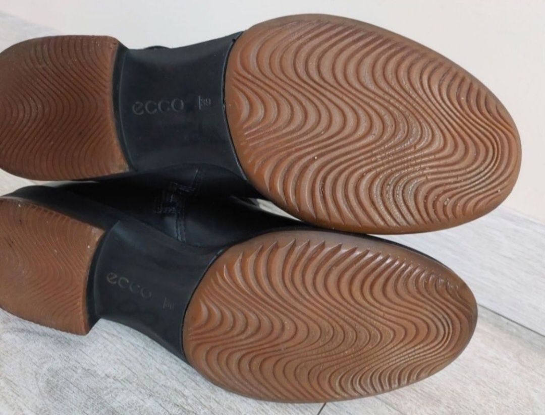 Демісезонні осінні черевички ботинки Ecco Gore tex39
