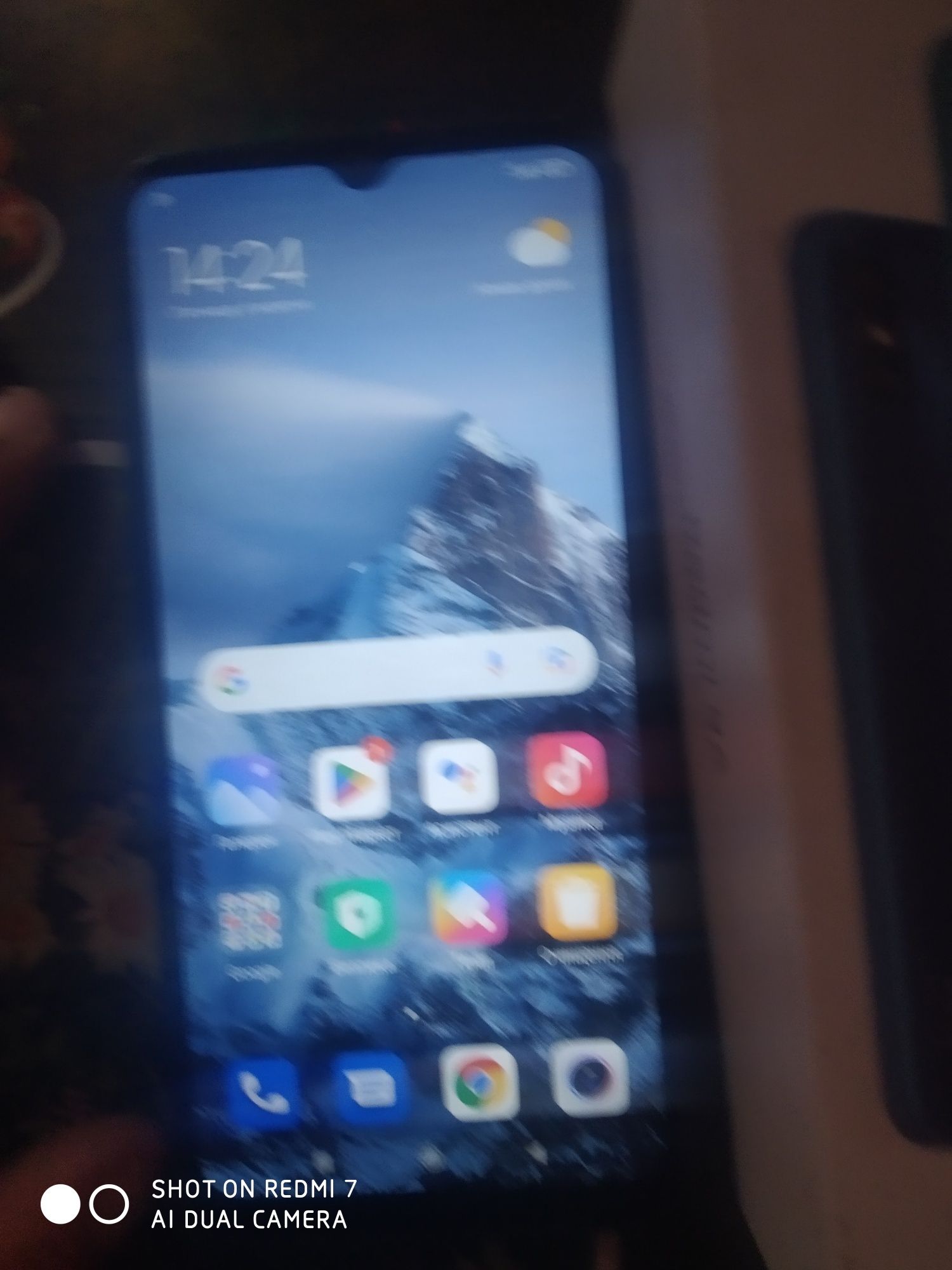 Продам телефон Redmi 9a 2/32