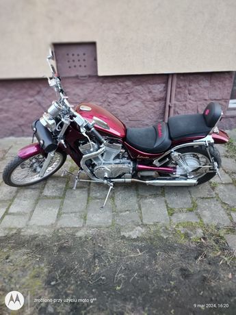 Suzuki Intruder 750