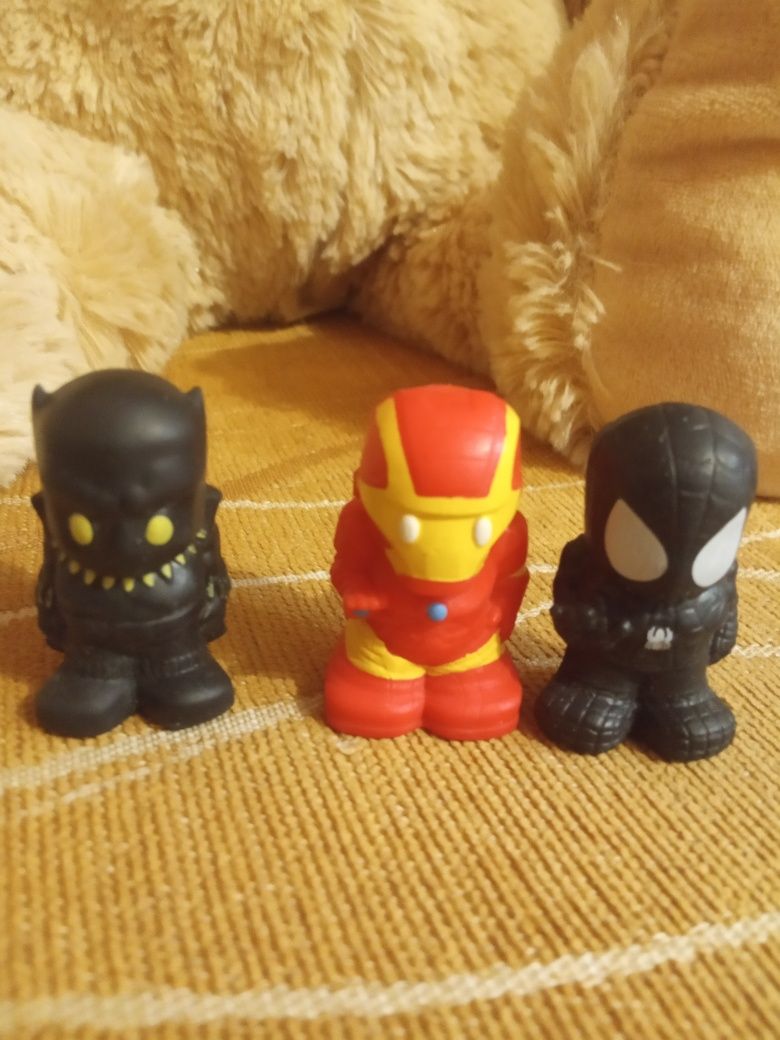 Figurka 3x oshe Spiderman,iron Man, Black panter zestaw