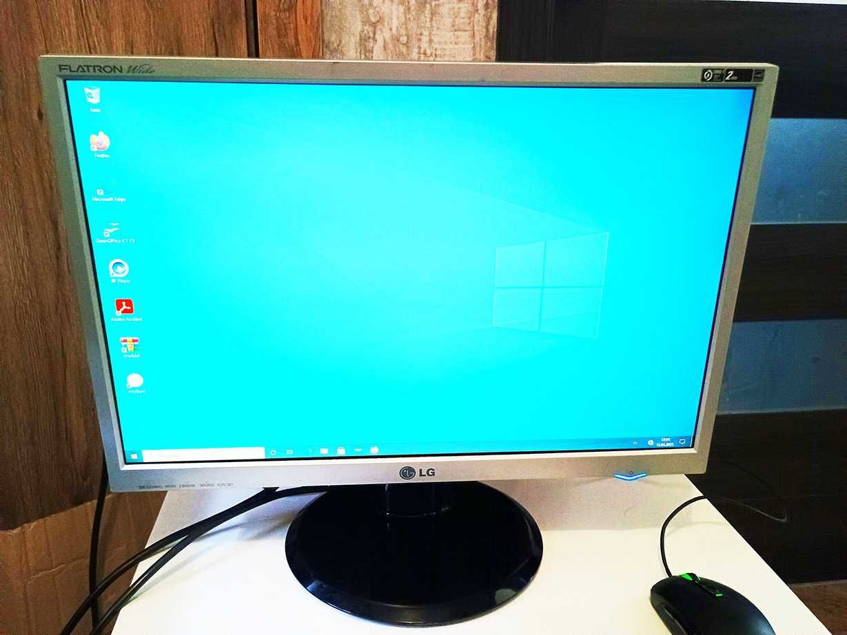 Monitor LG Flatron L226WTQ-SF 22 cale, kabel
