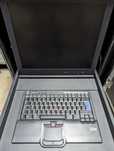 IBM 7316-TF3 - Flat Panel Console KIT - Monitor do szafy serwerowej