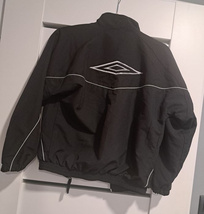 Kurtka wiatrówka chłopięca umbro 134