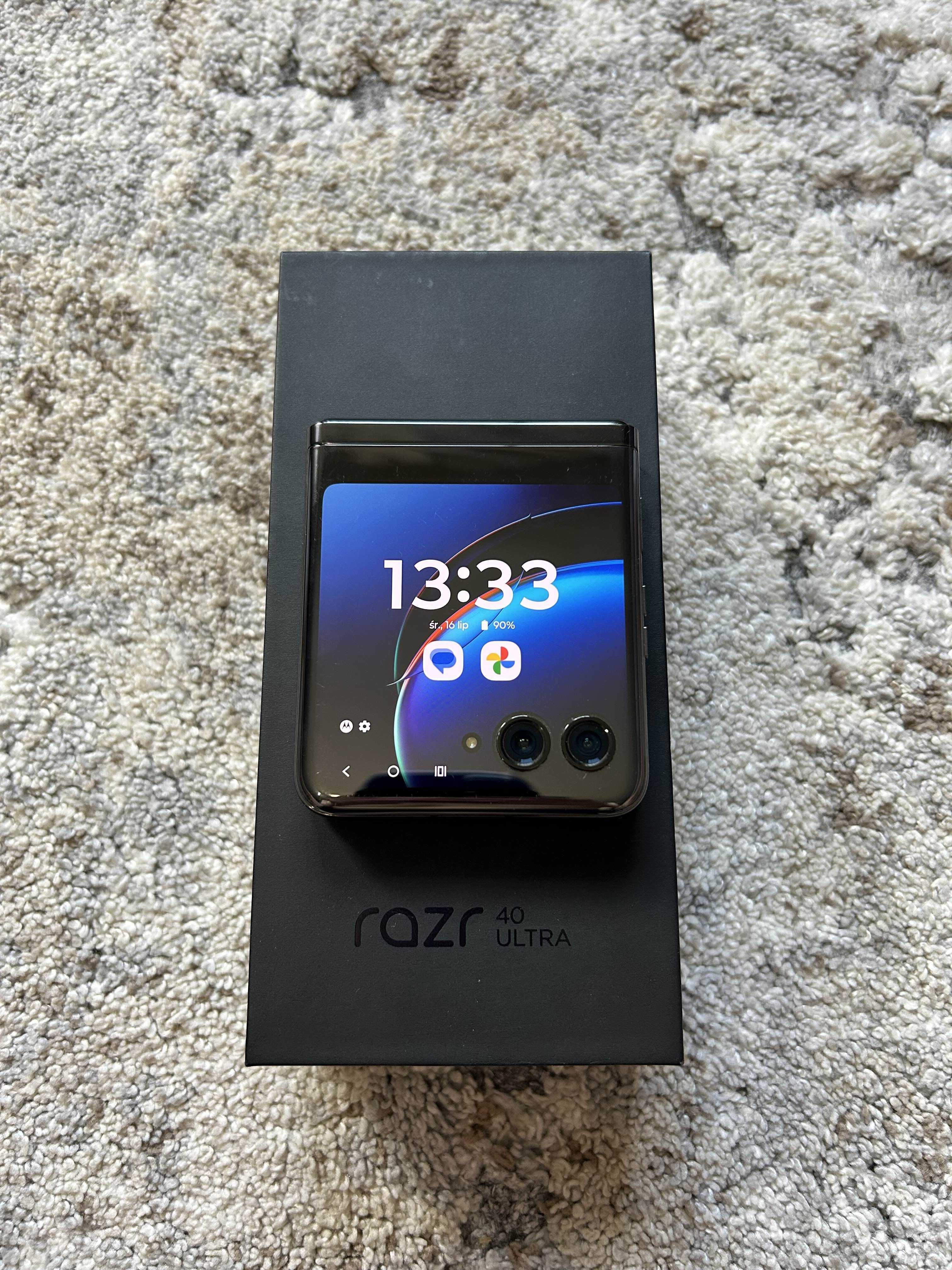 Motorola Razr 40 Ultra 5G 8/256 GB Czarny
