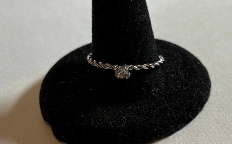 Каблучка стильна гарна