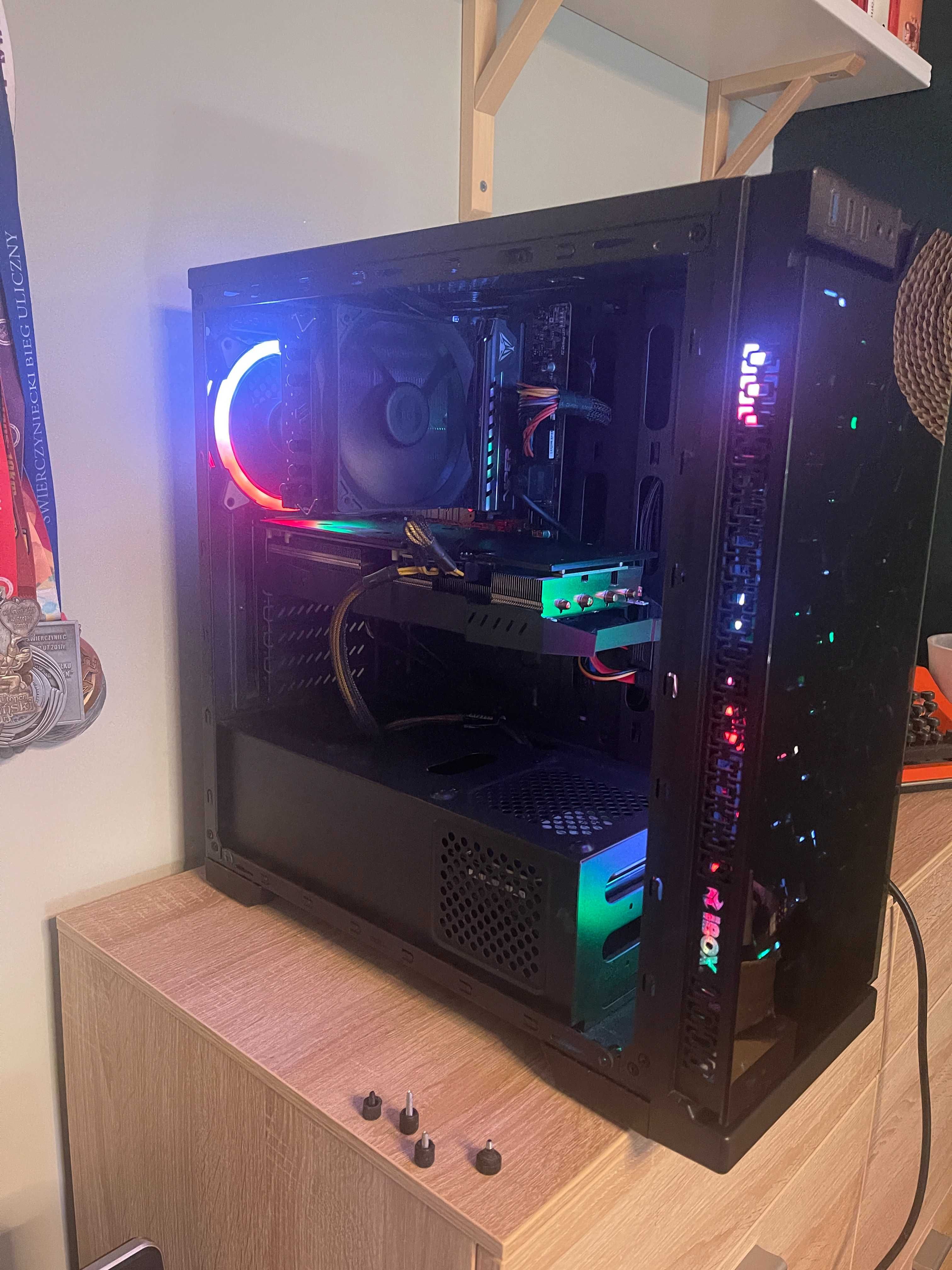 Świetny, superszybki i wydajny komputer do gier i5 x12/16DDR4/RX5700XT