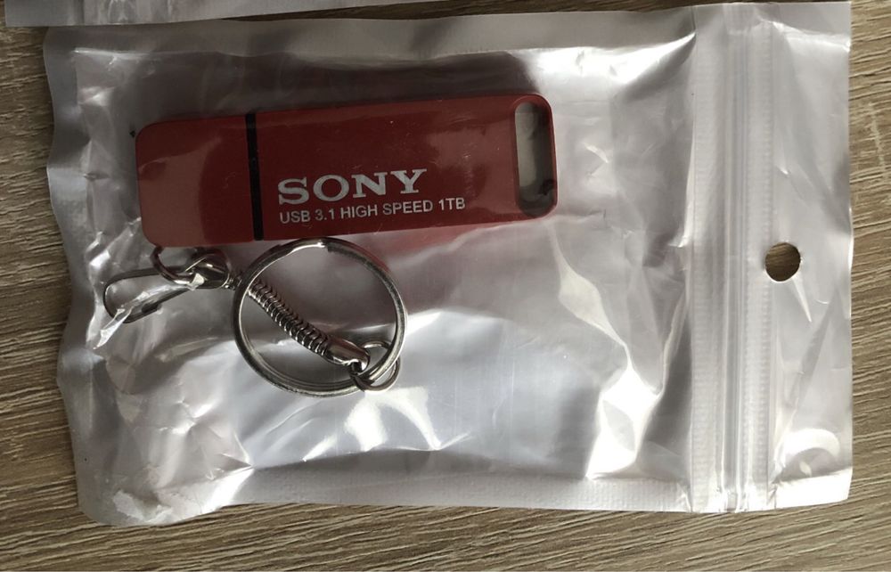 USB флешнакопичувач Sony