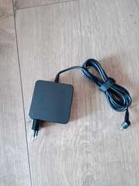 AC adapter, zasilacz sieciowy