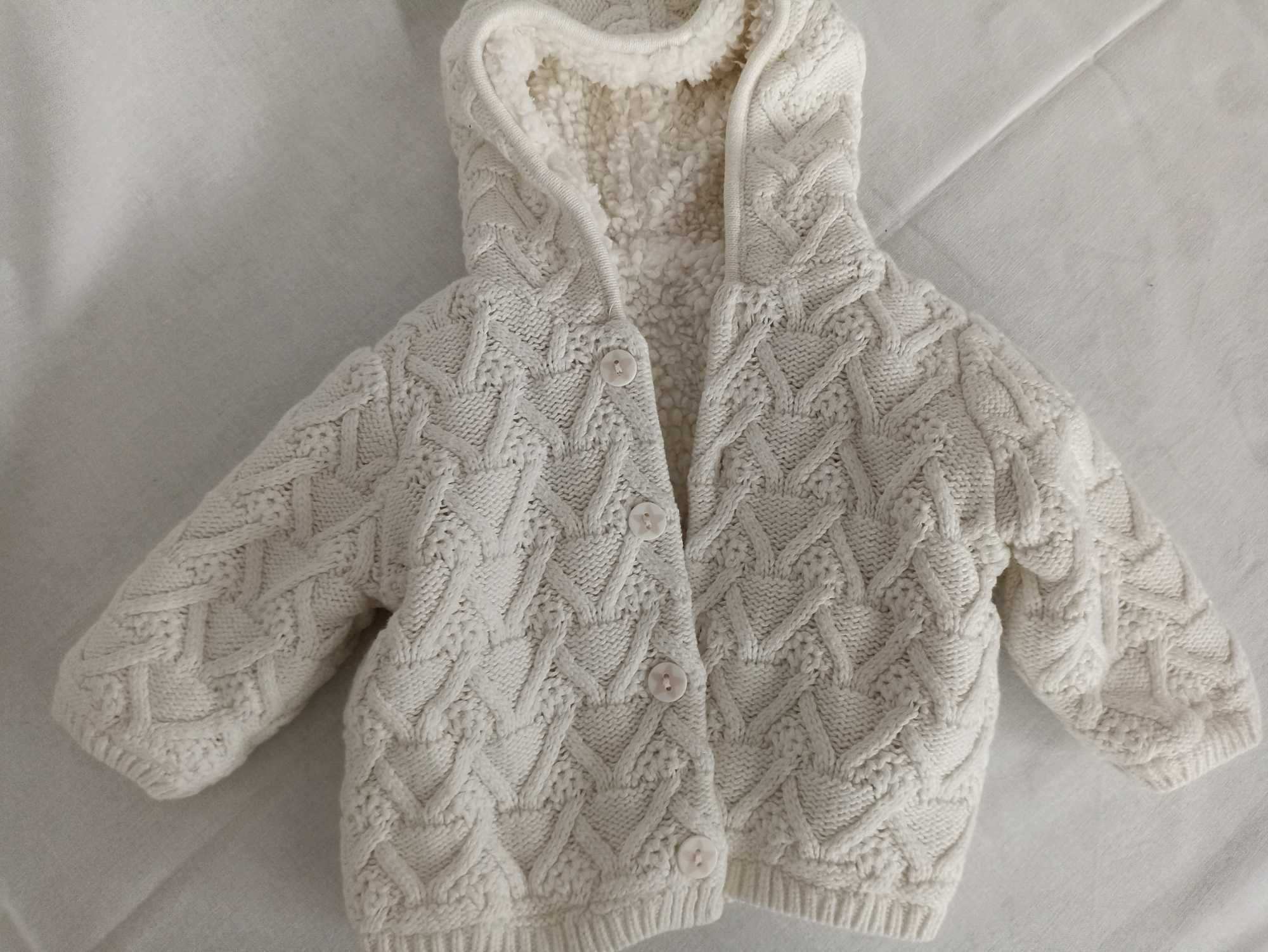 Sweterek wełniany kurtka wiosenna sweter 56/62 0-3 m-ce biały chrzest
