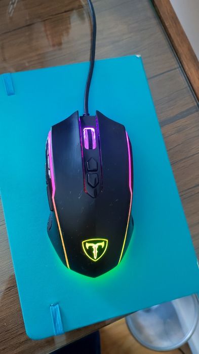 Rato gaming com fios