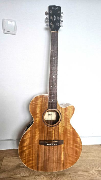 Електроакустична гітара CORT SFX-DAO Natural + чохол і каподастр