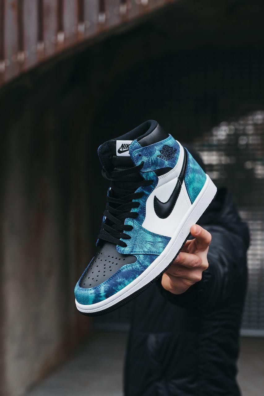 Nike Air Jordan 1 Retro High Tie-Dye