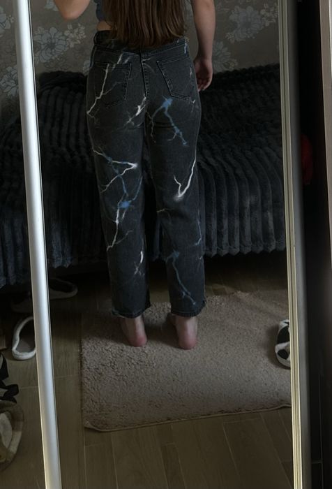 Джинси з принтом