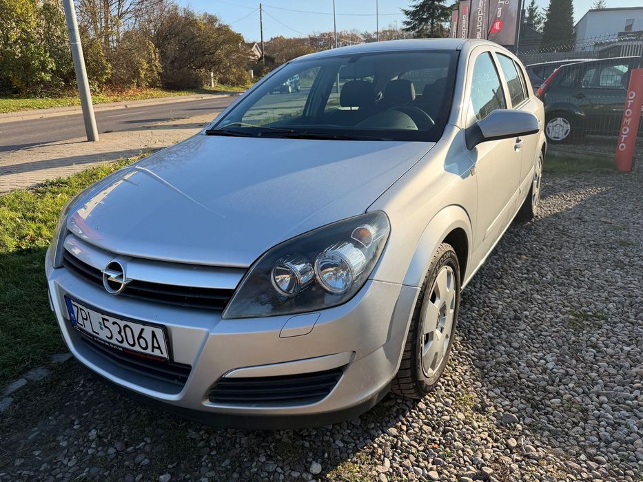 Opel Astra Dobrze utrzymany ! Klimatyzacja ! El szyby ! Hak ! Zarejestrowany!