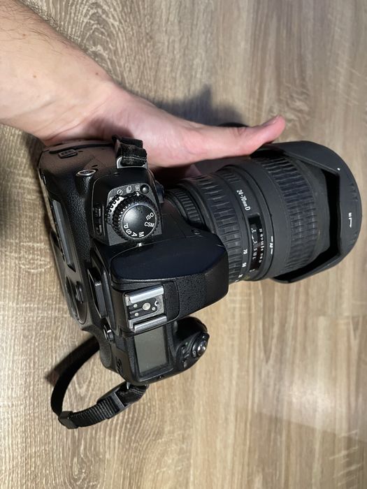 Fujifilm S2 Pro (nikon) + Lente Sigma 24-70 f2.8 EX DG