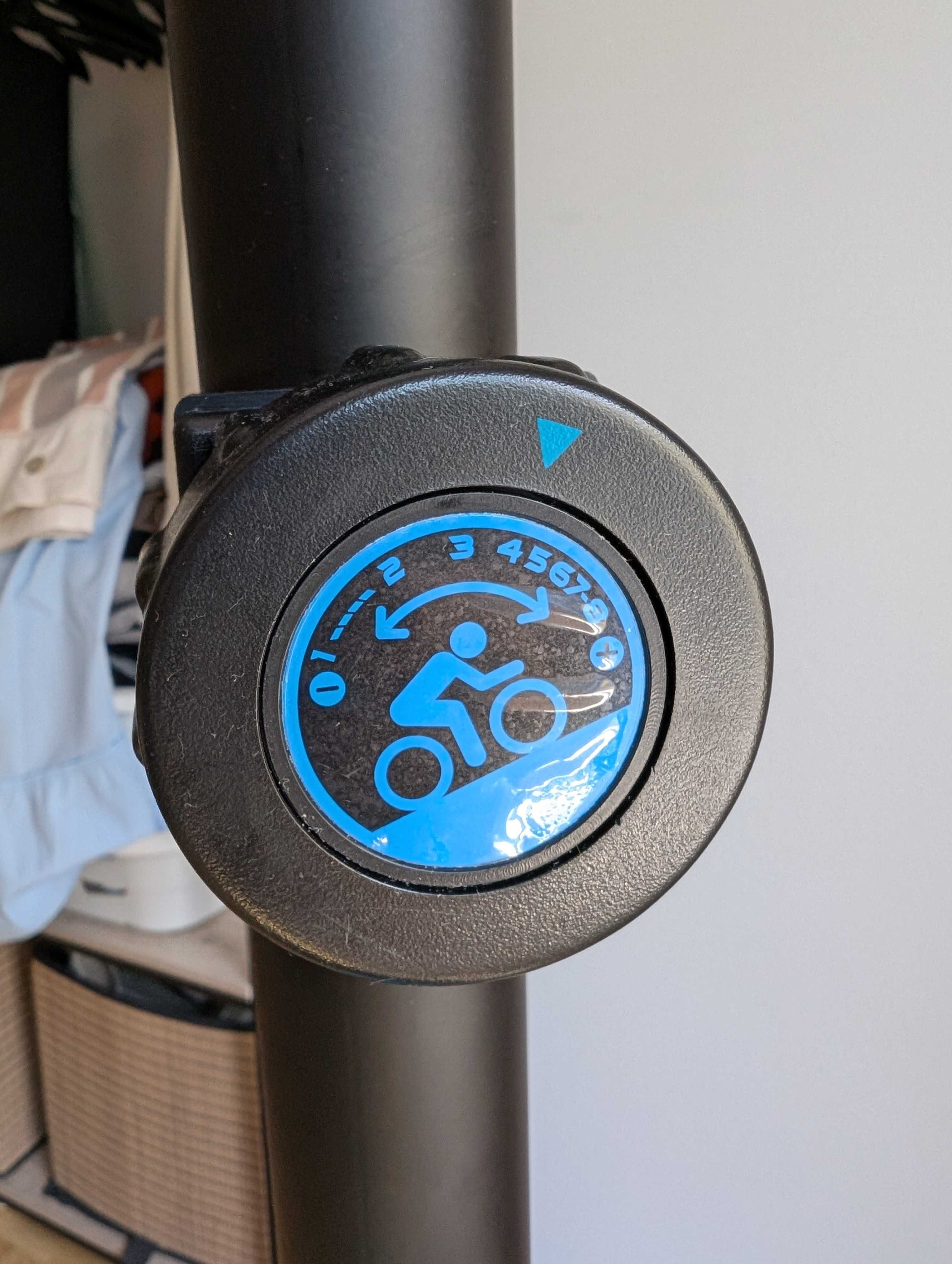 Bicicleta Estática Essencial EB 120 DOMYOS