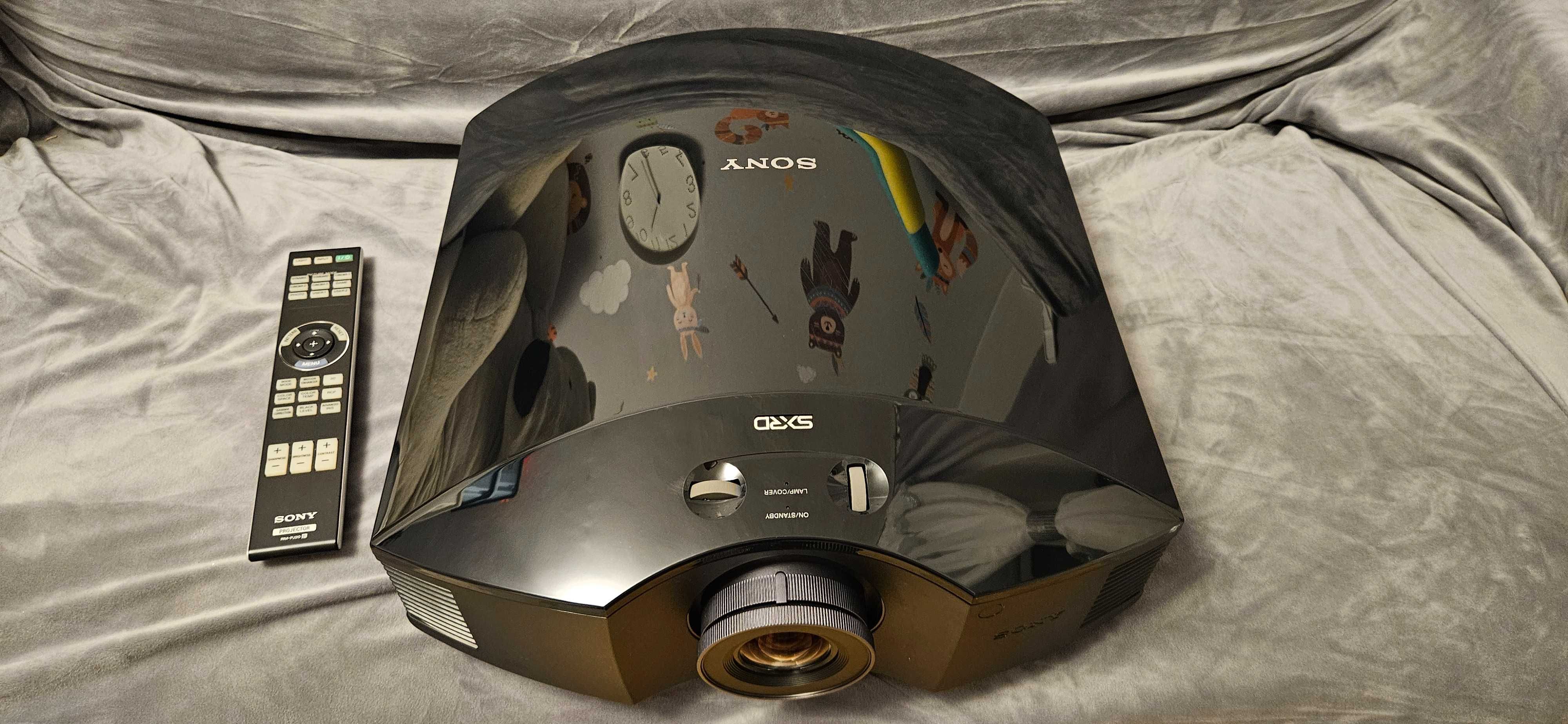 SONY VPL-HW30ES stan bardzo dobry