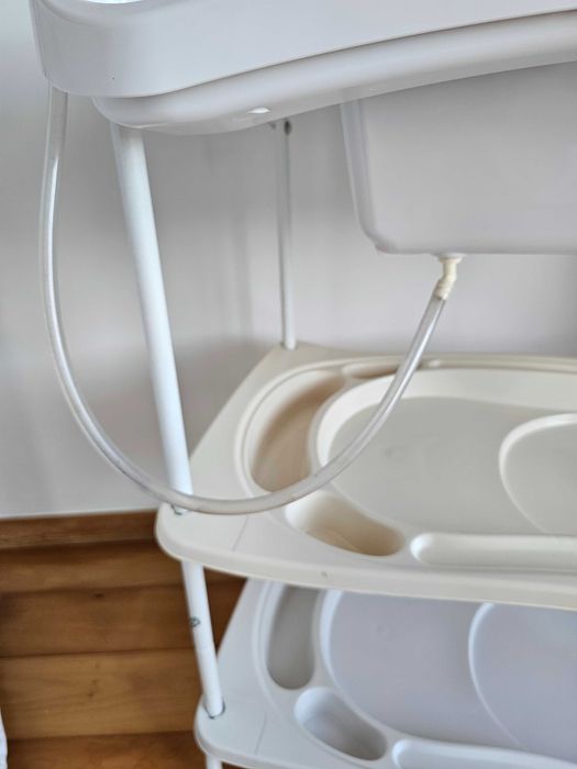 Banheira com Muda-Fralda Brevi