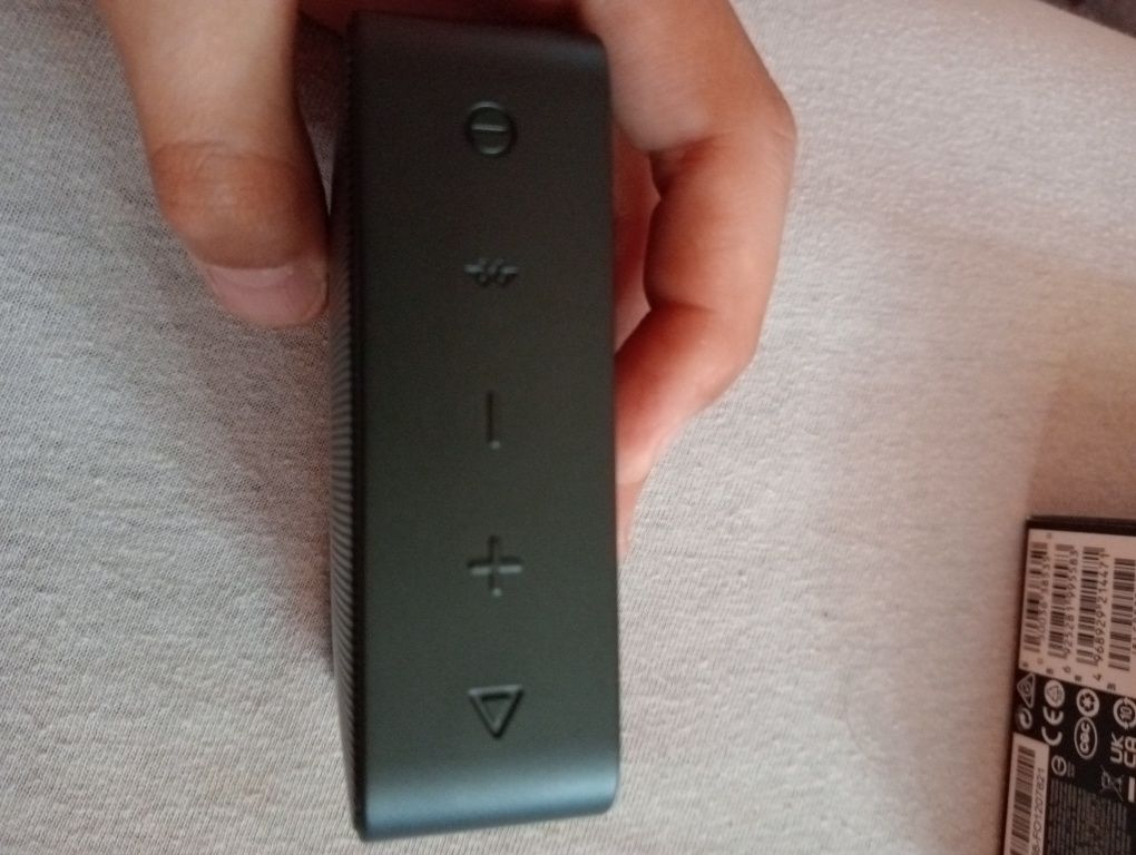 Mini głośnik JBL go essential