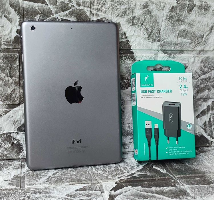 Планшет Apple Mini