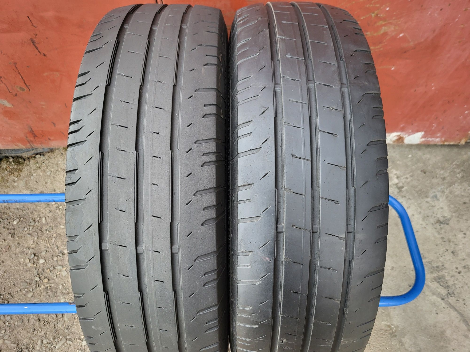 205/75/16C R16C Continental ContiVanContact 200 2шт літо шини