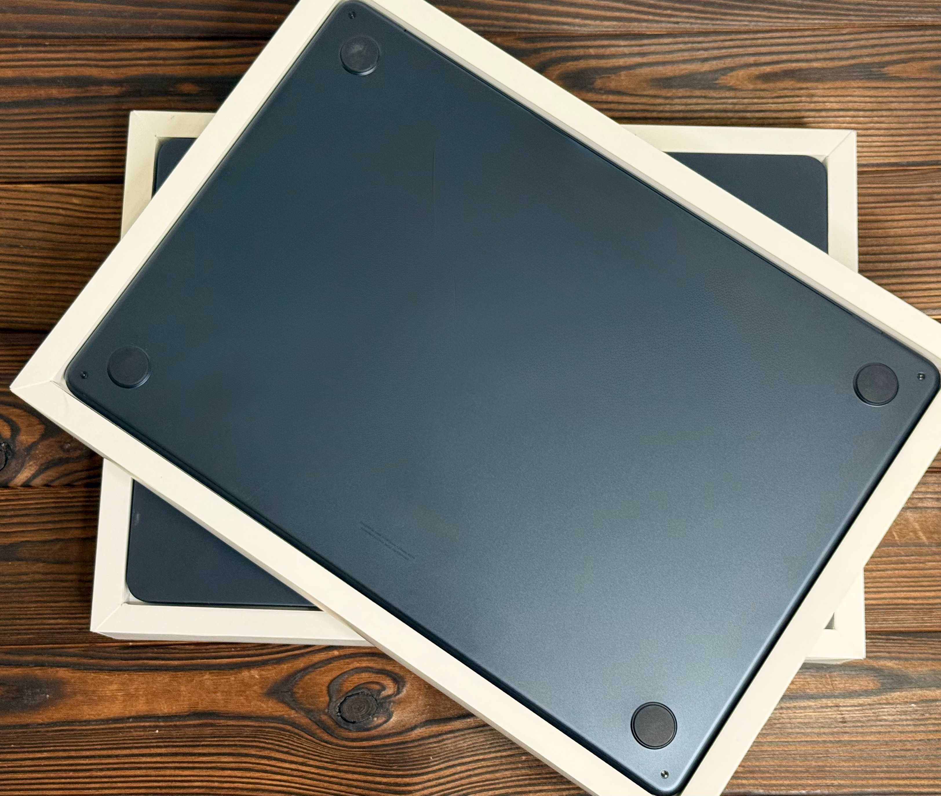 MacBook Air 15" M3 8/512 Midnight Mid 2024 (MRYV3) - 970$ Гарантия