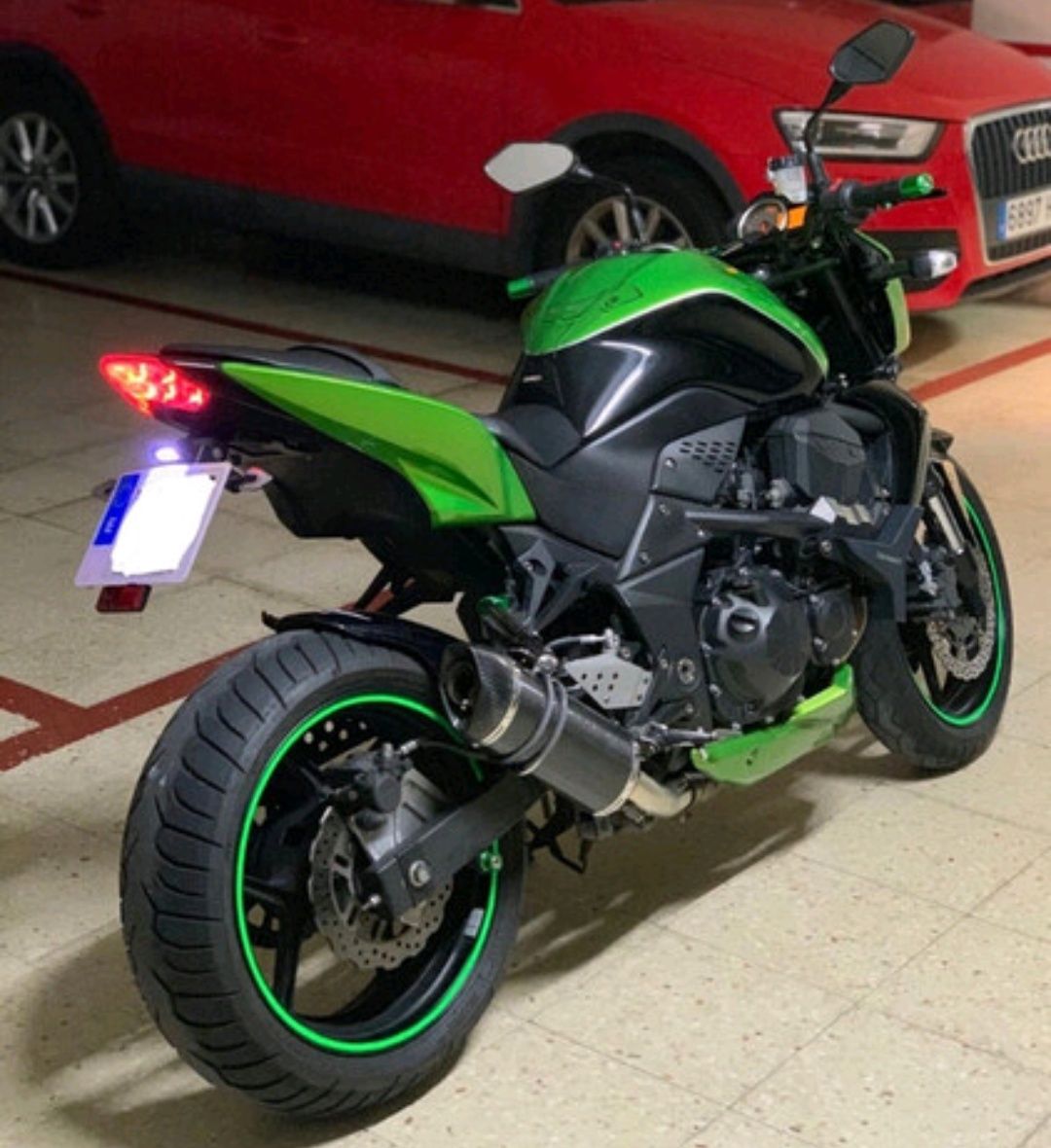 Moto Kawasaki   Z750