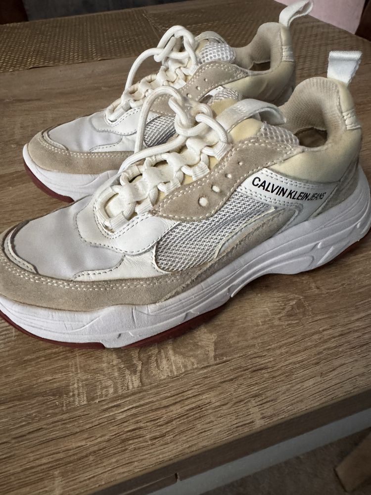 Tenis Calvin Klein edicao especial White