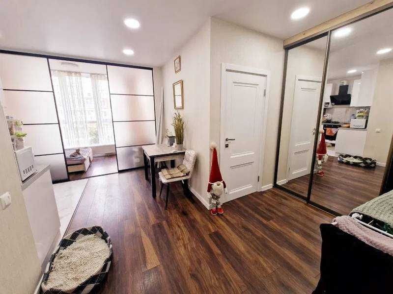 1К- квартира с ремонтом в новом доме ЖК Розенталь.