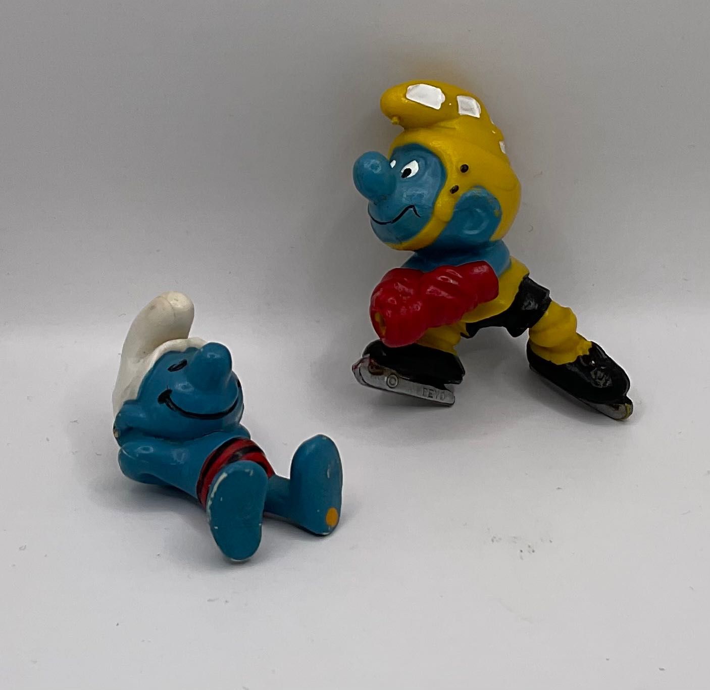Peyo Smerfy - 2 figurki Smerfów - PRL