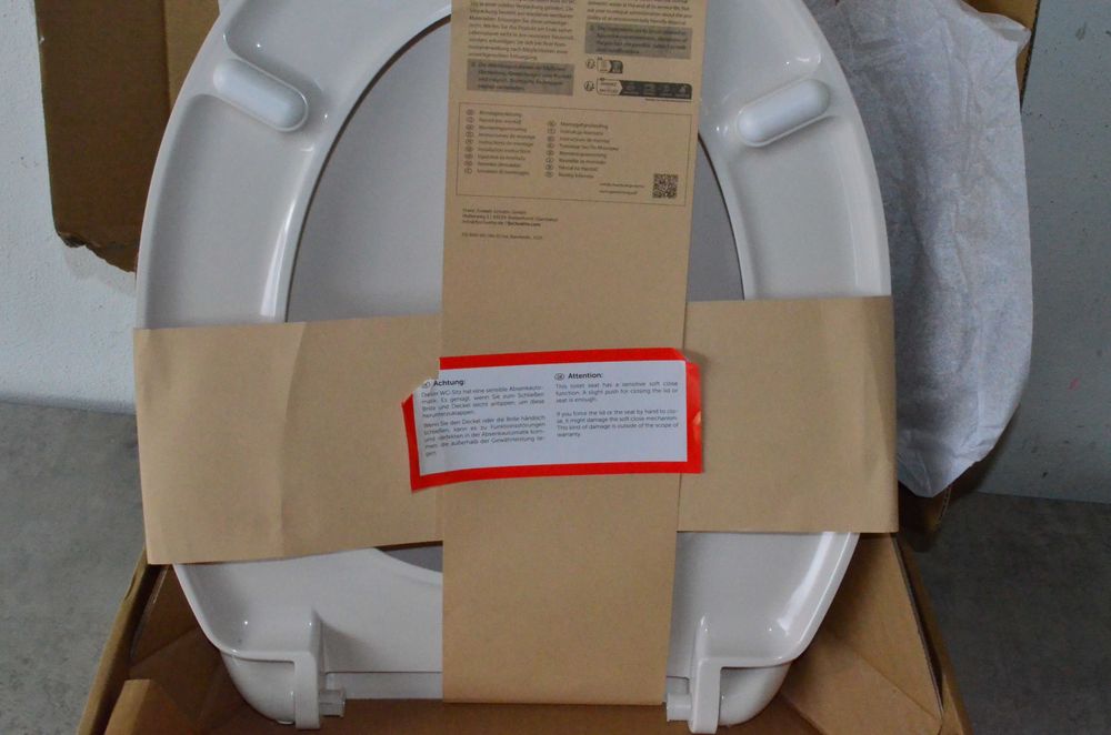 Deska sedesowa Schütte 82100A biały duroplast