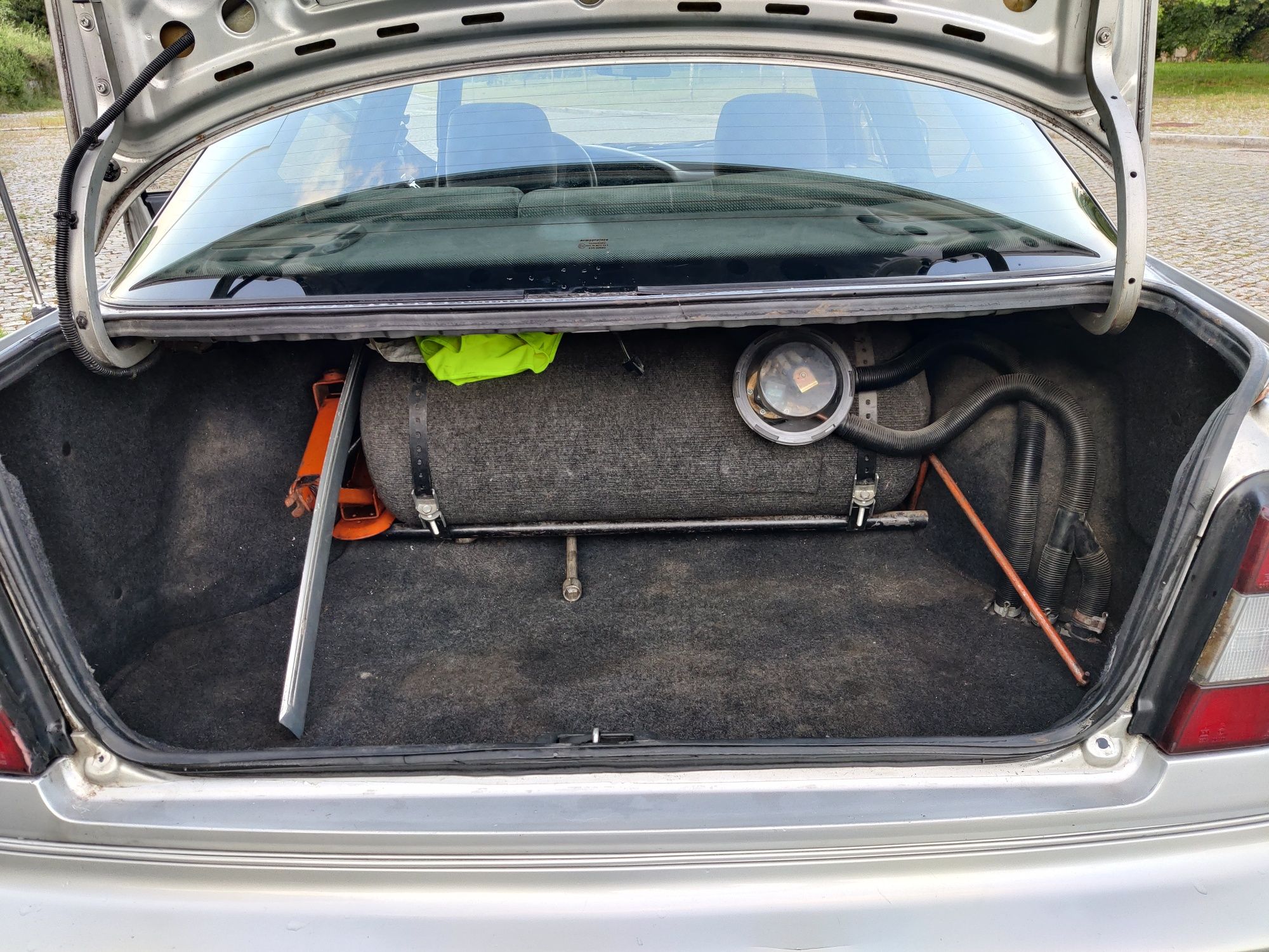 Hyundai Lantra 1.8 a GPL