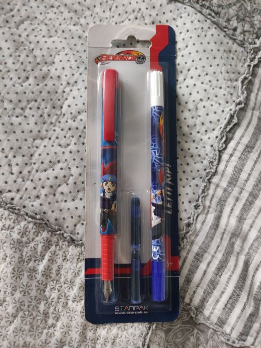 Szkolny zestaw piśmienniczy