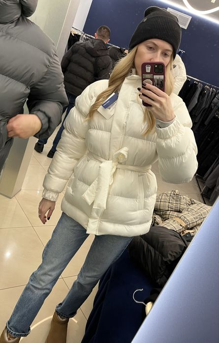 Пуховик з поясом жіночий молочний