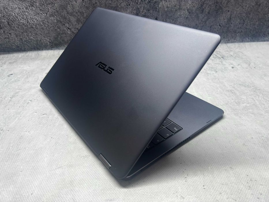 ASUS ZenBook Flip S / i5 8250u 3.4GHz / 8GB DDR4 / 256SSD / 13.3FHD