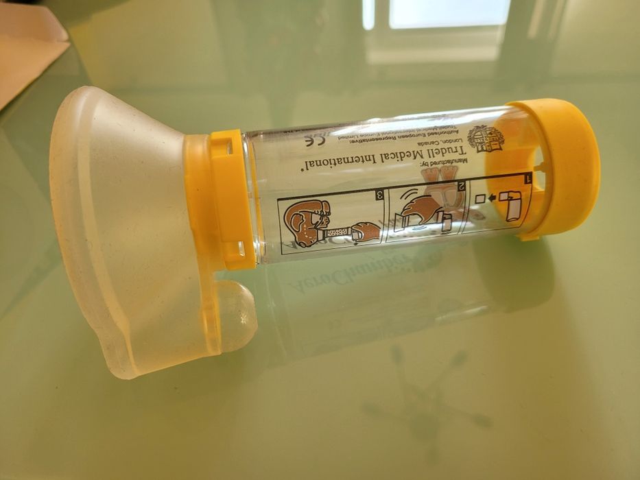 Inhalator komora inhalacyjna AeroChamber plus